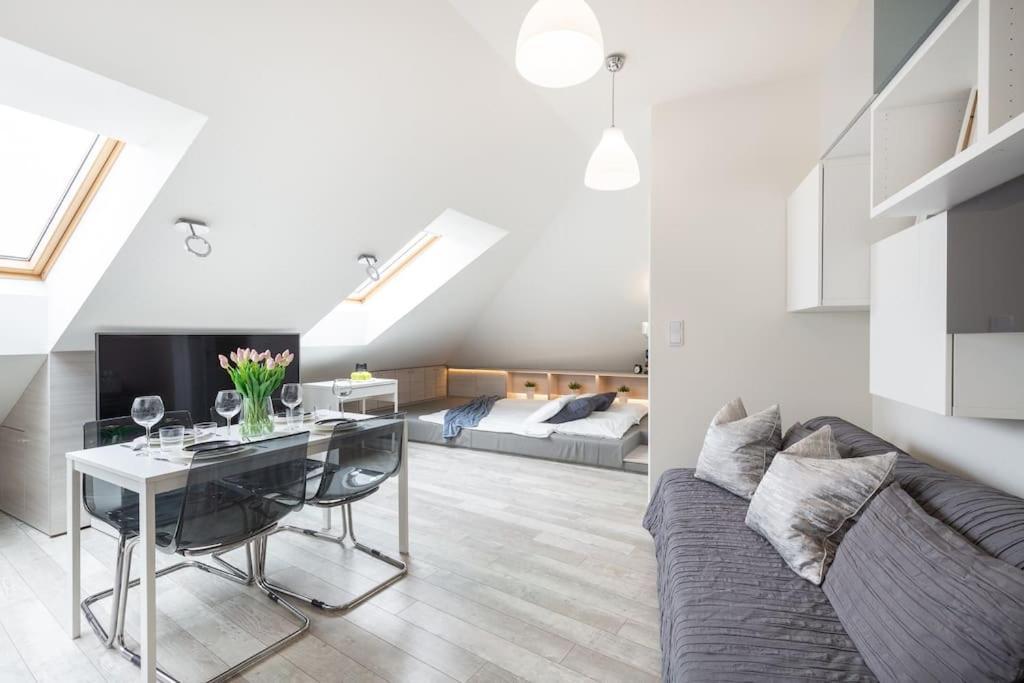 Modern & New Place Next To Wawel Castle & Vistula Appartamento